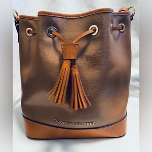 Dooney & Bourke
